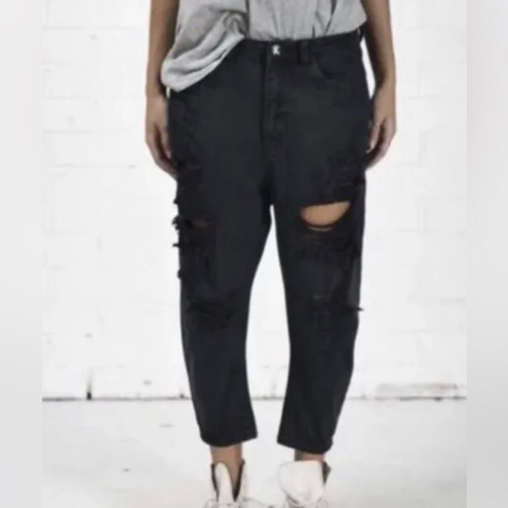 One by One Teaspoon Eagles 25 Slouchy Crop Jeans Distressed Black